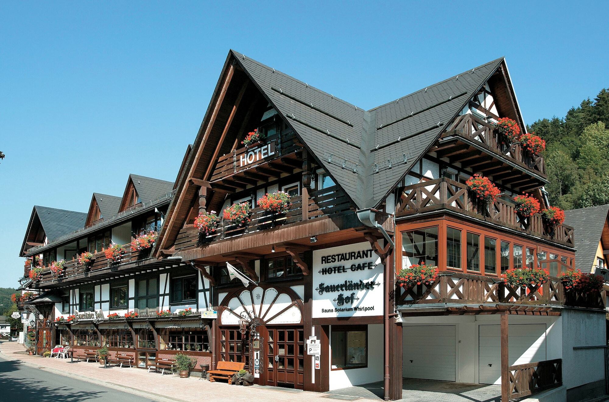 Hotel Sauerlaender Hof Willingen  Exterior photo